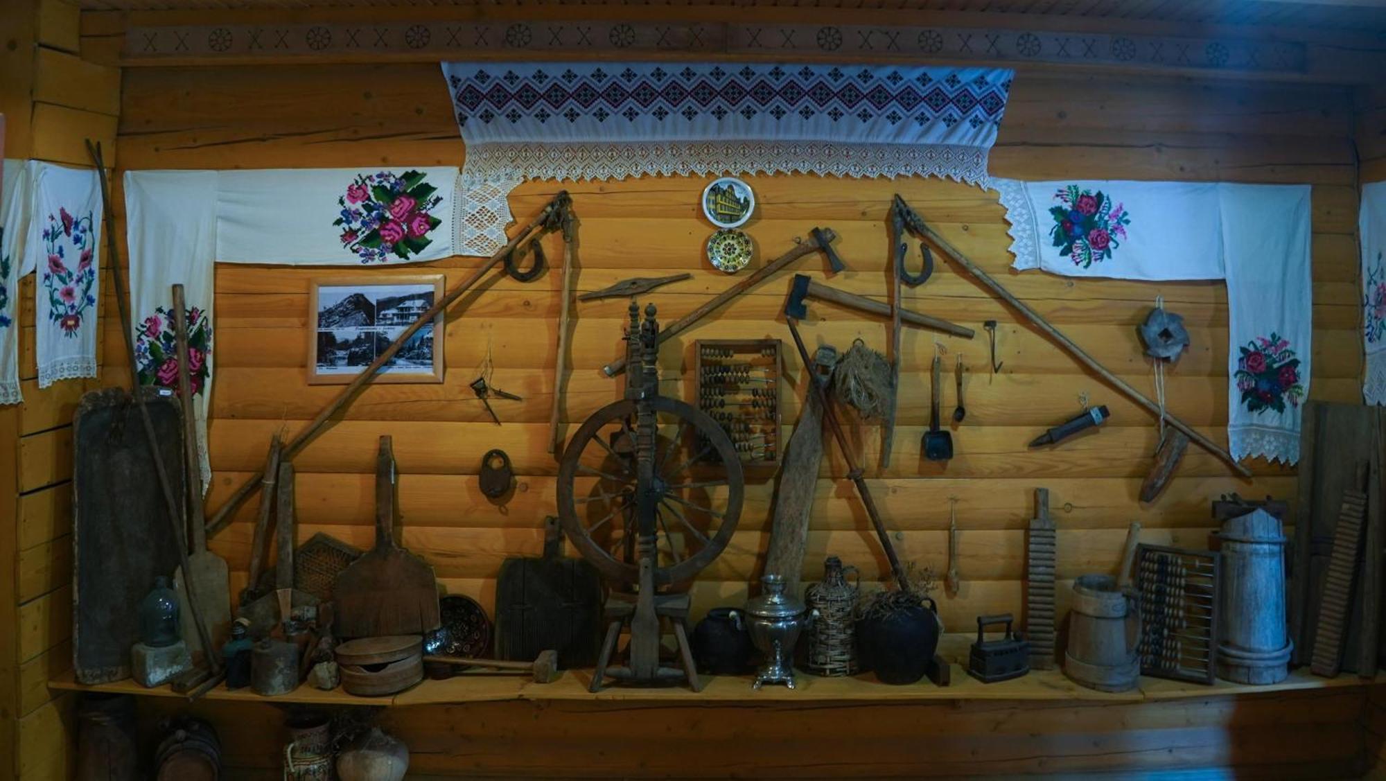 Karpatski Dzherela Jaremče Esterno foto
